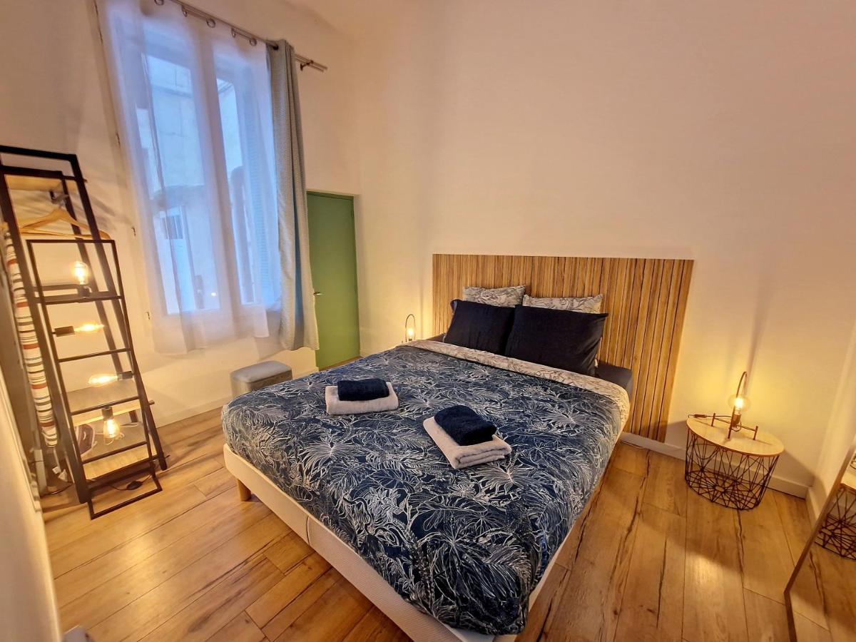 Nimes: Appartement L'Auguste Centre-Ville. ภายนอก รูปภาพ