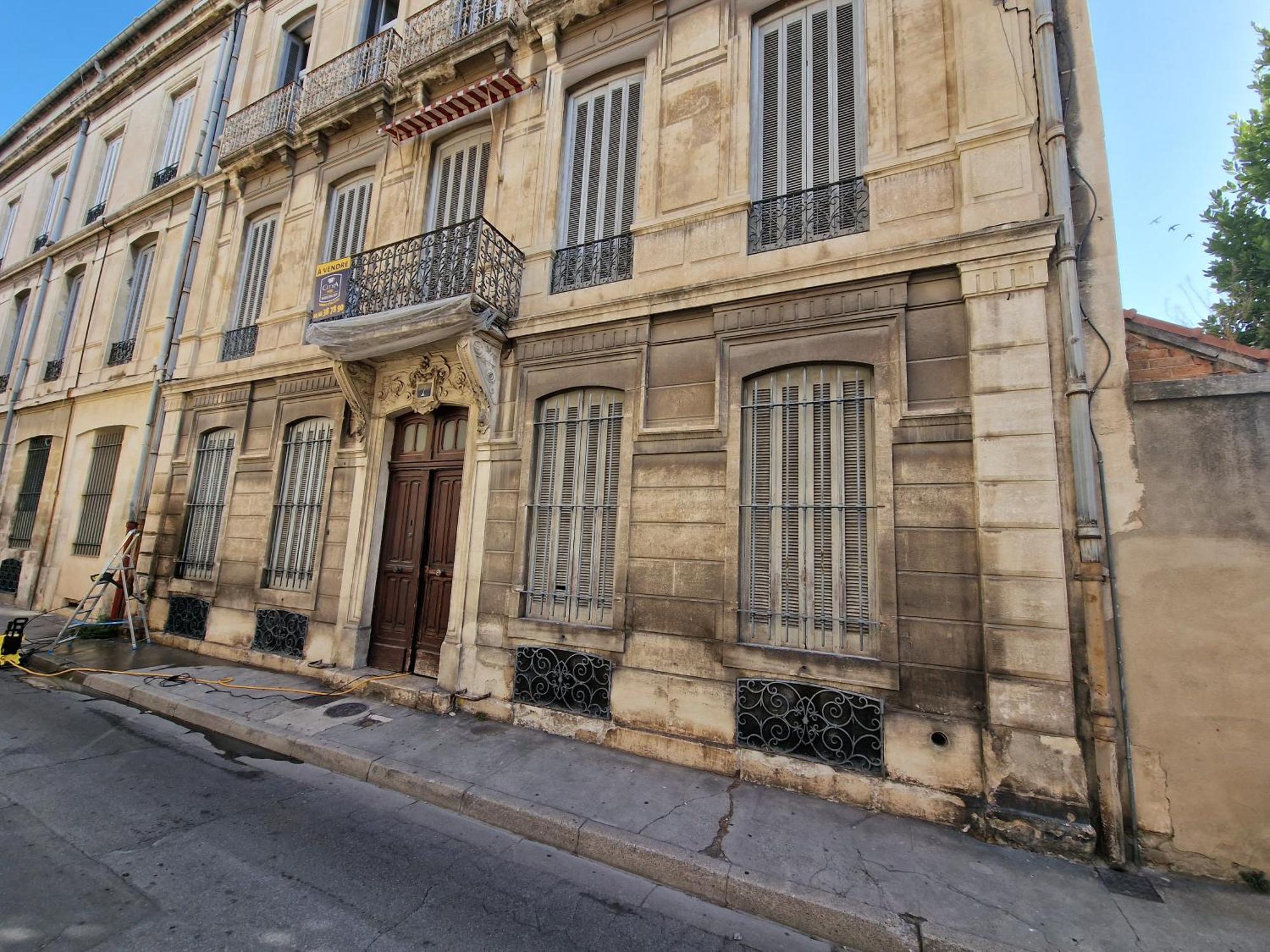 Nimes: Appartement L'Auguste Centre-Ville. ภายนอก รูปภาพ